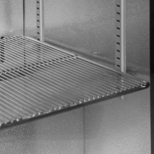 Takabaari Jääkaappi Lasiovella - 118 L TEFCOLD: tyylikkyys ja käytännöllisyys tuoreille tuotteillesi