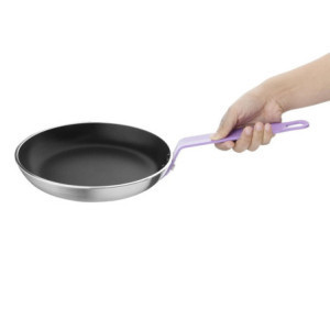 Stekpanna i aluminium med non-stick beläggning Ø 240mm, lila handtag Hygiplas - Teflon Platinum Plus-beläggning