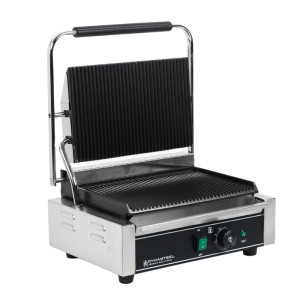Large Surface Grooved Panini Grill - Dynasteel: exceptional performance and practical use for professio