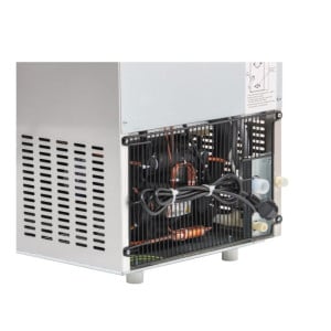 Crushed Ice Machine - Dynasteel 100 Kg: Professional Quality