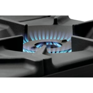 Fyrlågig spis serie 900 - Gasugn GN 2/1 av märket Bartscher
