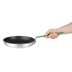 Non-stick Aluminium Frying Pan with Green Handle 280 mm - Hygiplas: Precise Cooking, Easy Cleaning