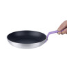 Stekpanna i aluminium med non-stick beläggning Ø 240mm, lila handtag Hygiplas - Teflon Platinum Plus-beläggning