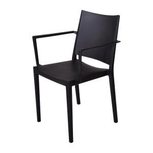 PP-pinottavat tuolit Florence Mustat - 4 kpl, Laatu ja Eleganssi Nisbetsiltä.