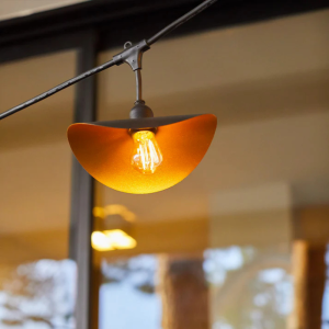 Guirlande Ljus Utomhus med Lampskärm i Guldstål - Hat Light - Lumisky