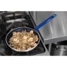Teflon Plus -pinnoitettu tarttumaton alumiinipannu sinisellä kahvalla 28 cm - Gastronoble