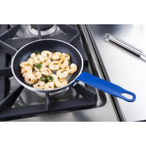 Teflon-pinnoitettu alumiinipannu sinisellä kahvalla 20 cm - Gastronoble