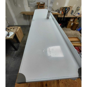 Ruostumattomasta teräksestä valmistettu seinähylly - L 1500 x S 300 mm - Dynasteel