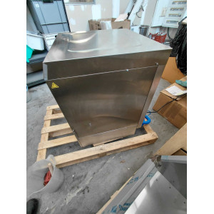 Professionell Diskmaskin med Sköljmedels- och Tvättmedelsdoserare och Avloppspump - 50 x 50 cm - Dynasteel