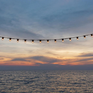 Connectable Outdoor String Light with Filament Bulb - Link Me Light - Lumisky