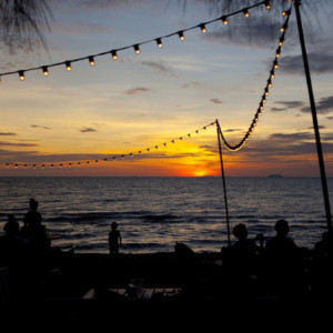 Connectable Outdoor String Light with Filament Bulb - Link Me Light - Lumisky