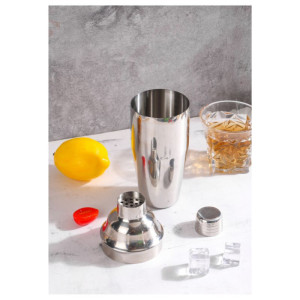 Stainless Steel Shaker - 0.75 L - Dynasteel