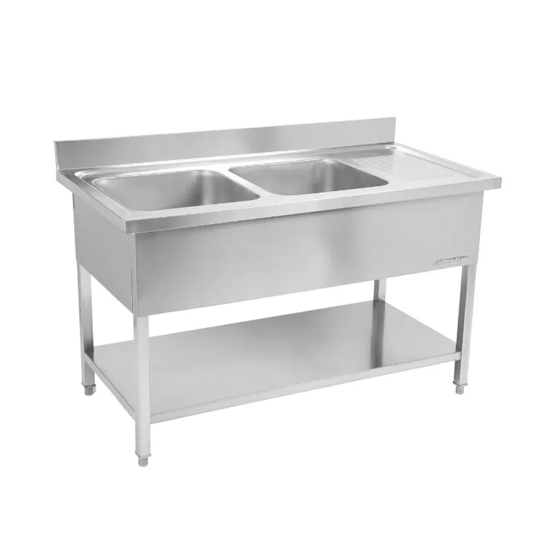 Kaksialtainen pesuallas selkänojalla ja hyllyllä - L 1400 x S 700 mm